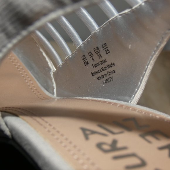 Naturalizer Womens Vanity Open Toe Slip On Slingback Heels 8 - Picture 10 of 14